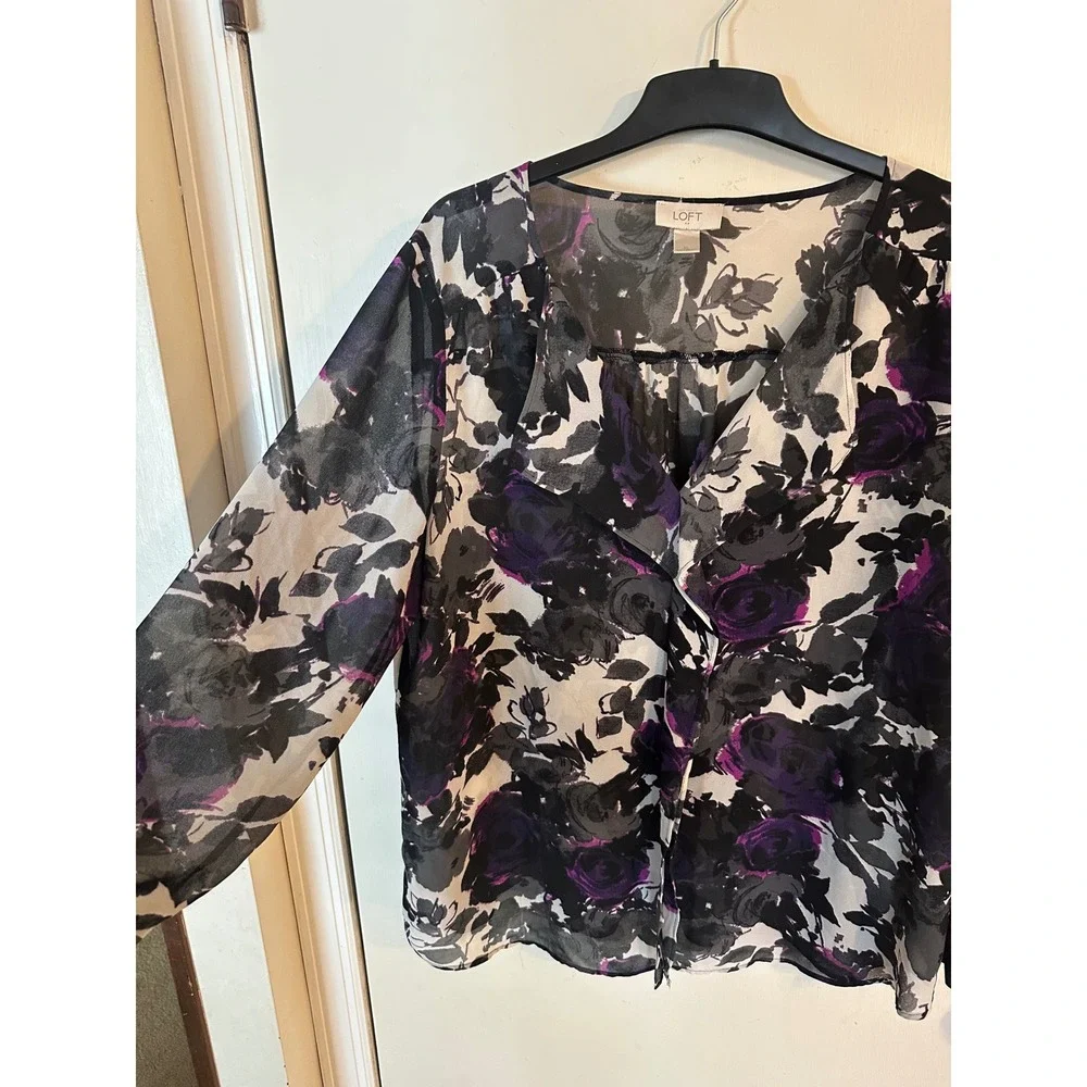 Ann Taylor LOFT Purple Black Floral Sheer‎ Chiffon V-Neck Blouse XL Long Sleeve - Picture 3 of 11